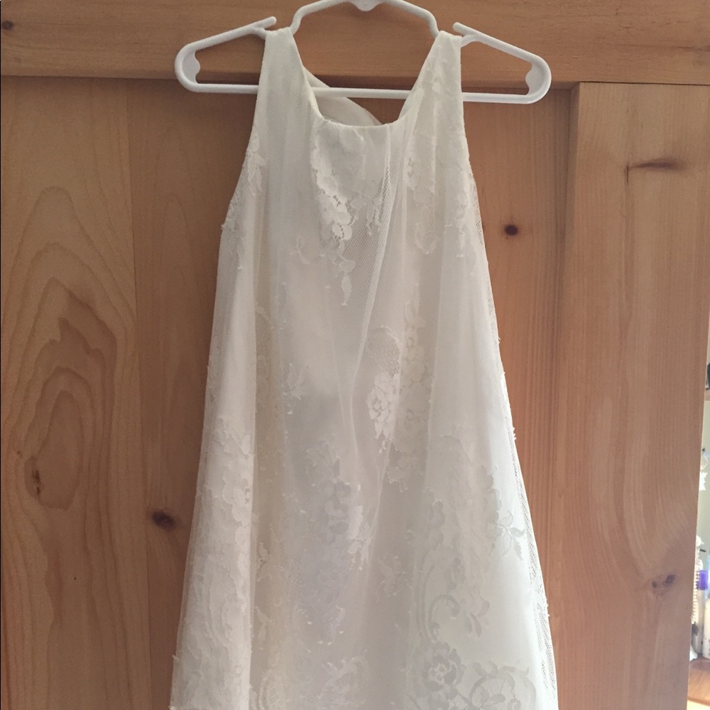 Beautiful ivory A line lace dress.